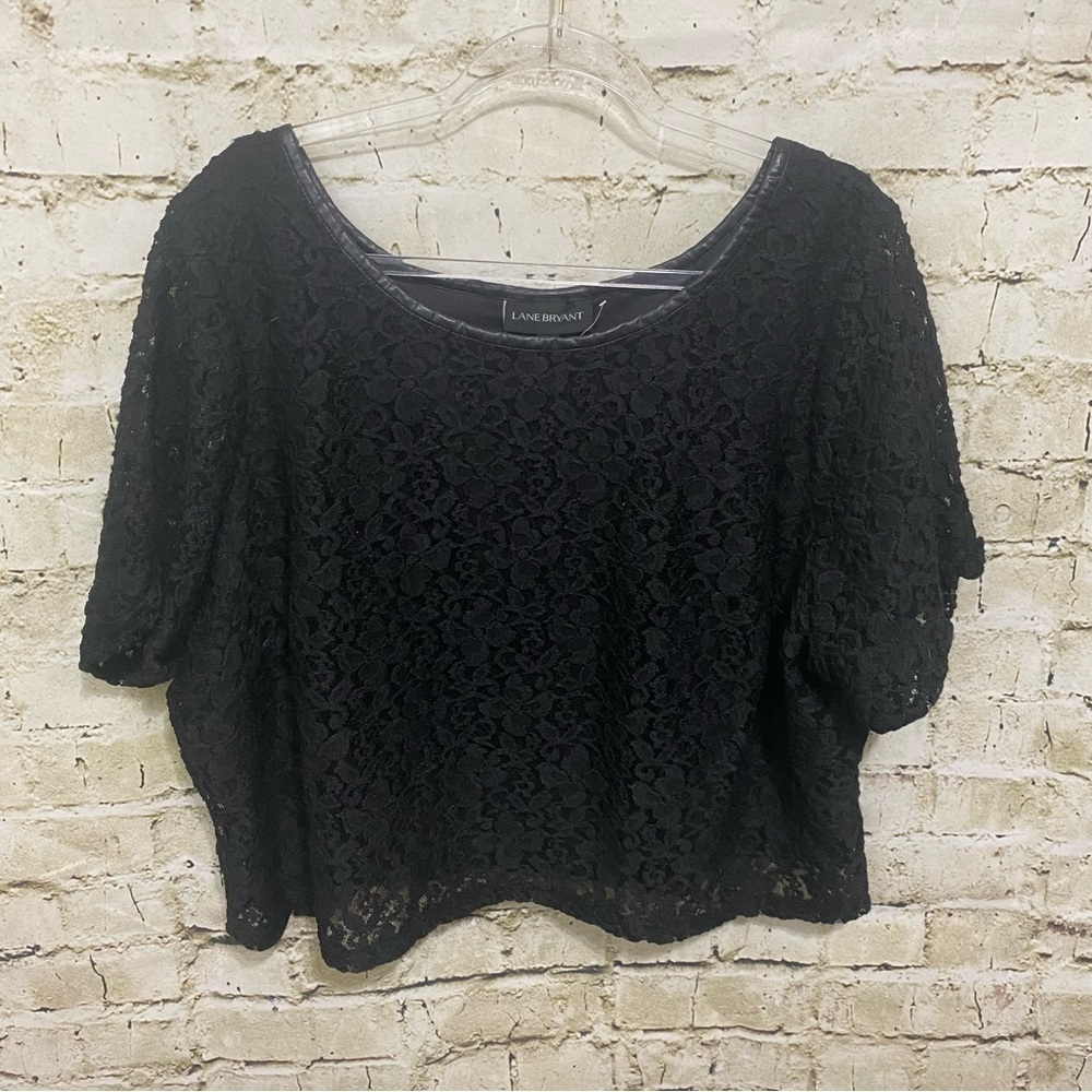 NEW Lane Bryant Black Floral Lace Faux Leather Trim Cropped Top